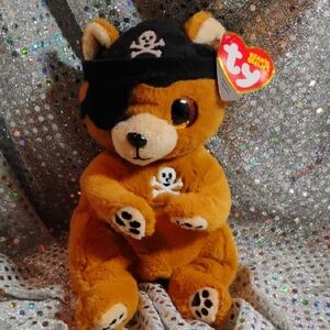 TY SCULLY THE PIRATE BEAR + EYE PATCH & SKULL & CROSSBONES BEANIE BELLIE 6” NWT